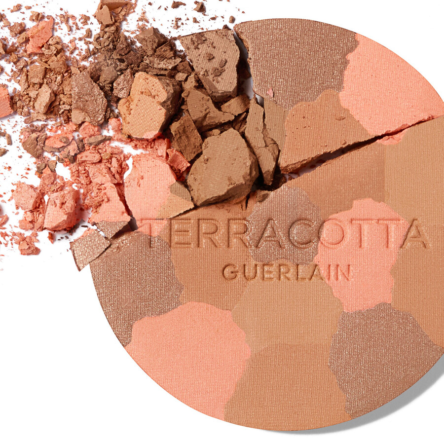 terracotta light ⋅ la polvere naturale e sana baciata dal sole - 96 ingredienti di origine naturale ⋅ guerlain