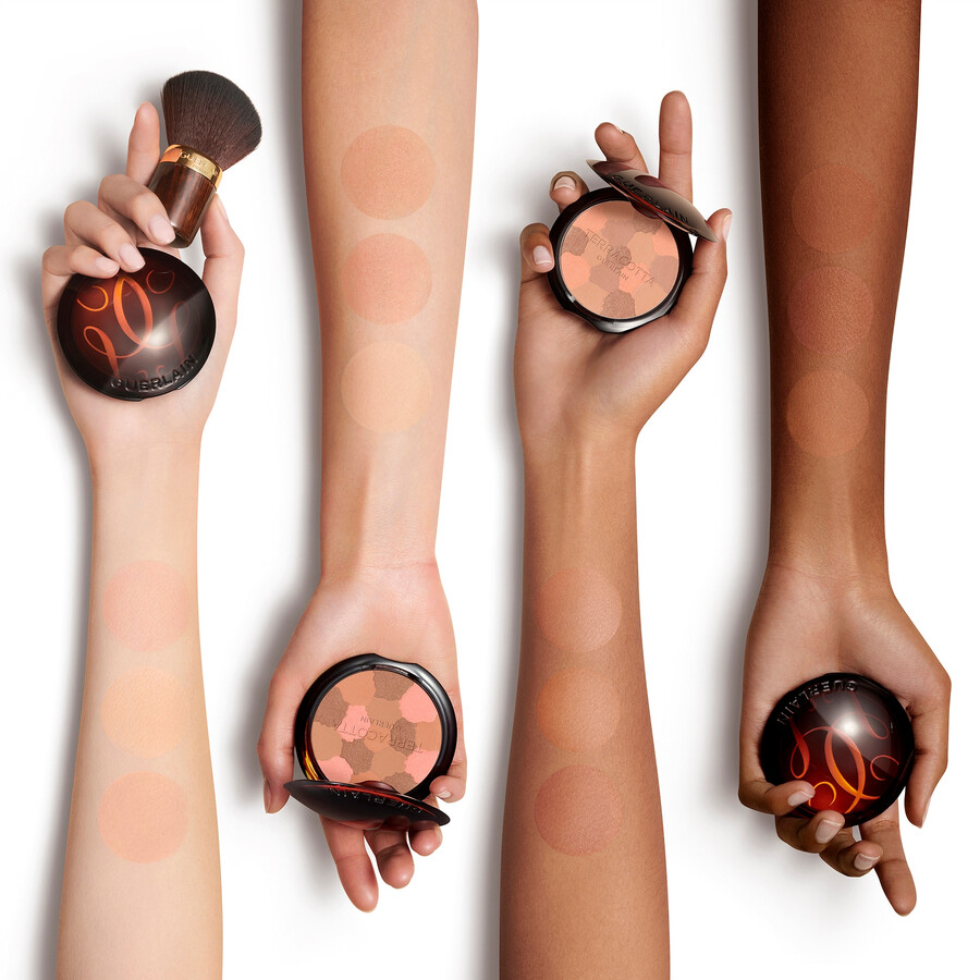 terracotta light ⋅ la polvere naturale e sana baciata dal sole - 96 ingredienti di origine naturale ⋅ guerlain