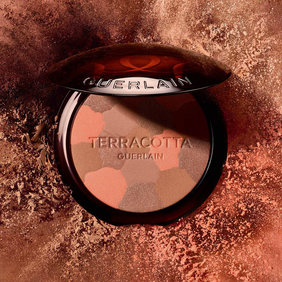 terracotta light ⋅ la polvere naturale e sana baciata dal sole - 96 ingredienti di origine naturale ⋅ guerlain