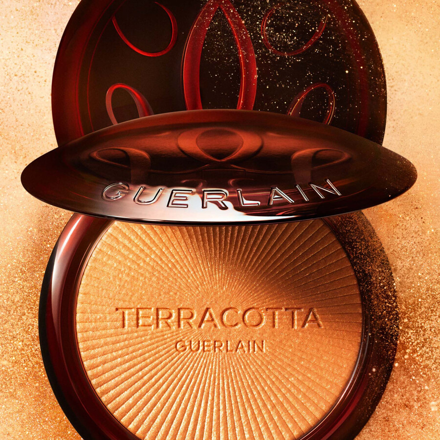 terracotta luminizer ⋅ la polvere lucente - 96 ingredienti di origine naturale ⋅ guerlain