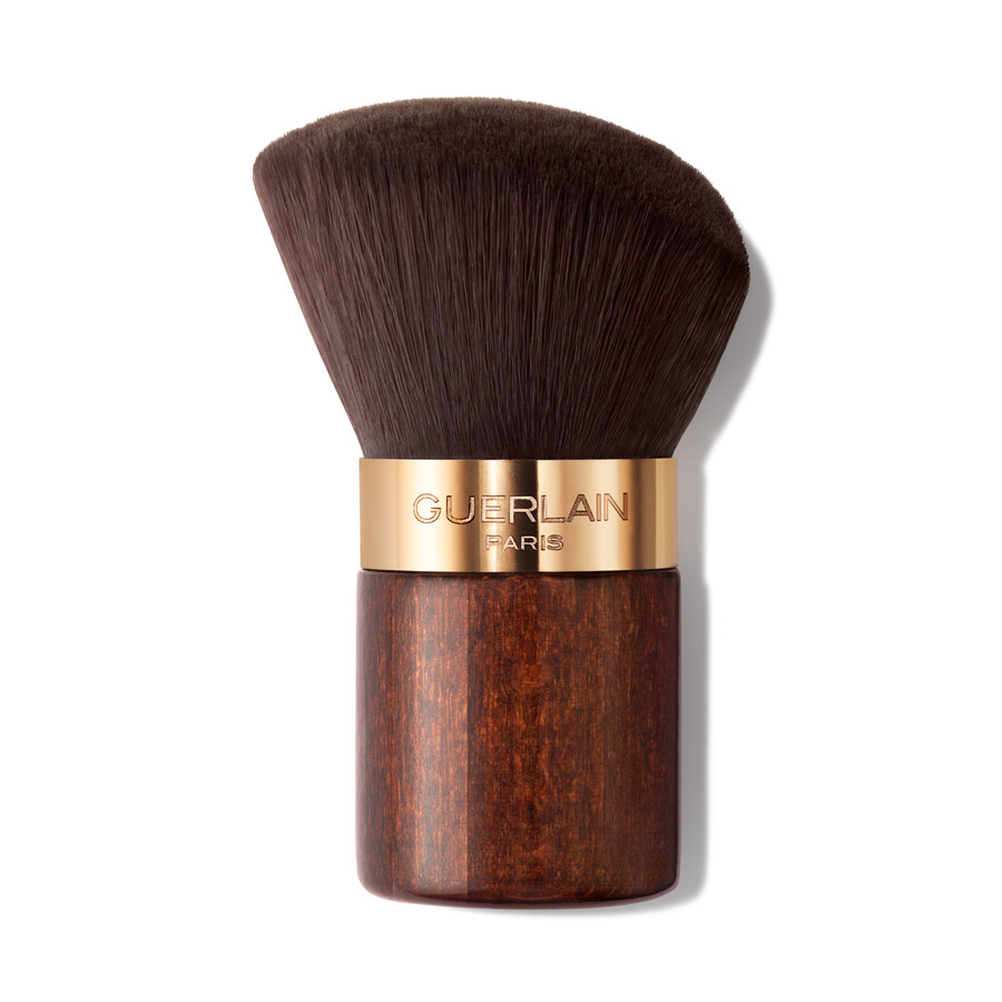 terracotta light ⋅ pennello per cipria kabuki ⋅ guerlain