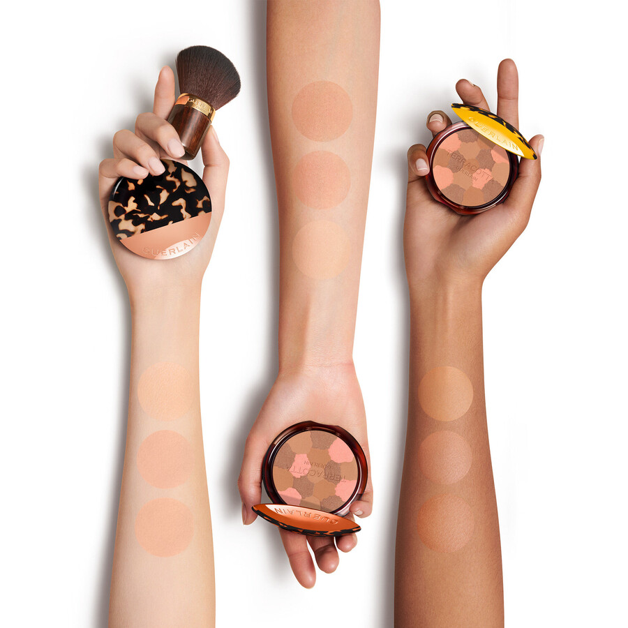 edizione limitata terracotta light presentazione della nuova custodia motif ⋅ guerlain ⋅ guerlain