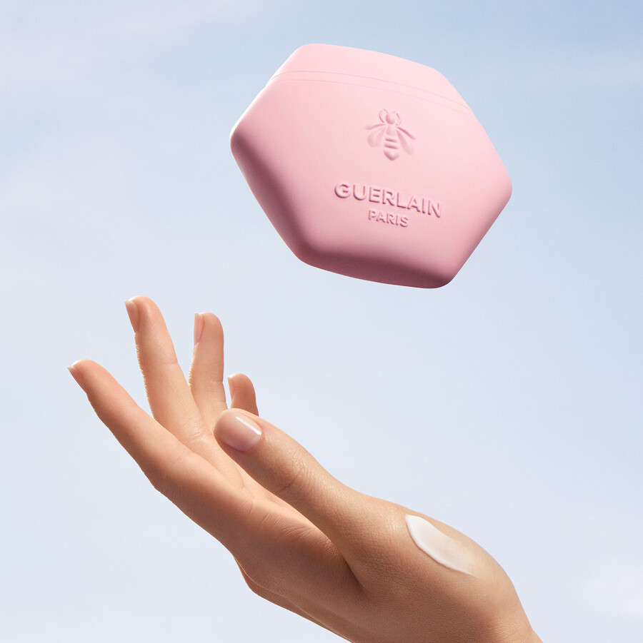 aqua allegoria ⋅ rosa rossa - il rituale della fragranza ⋅ guerlain